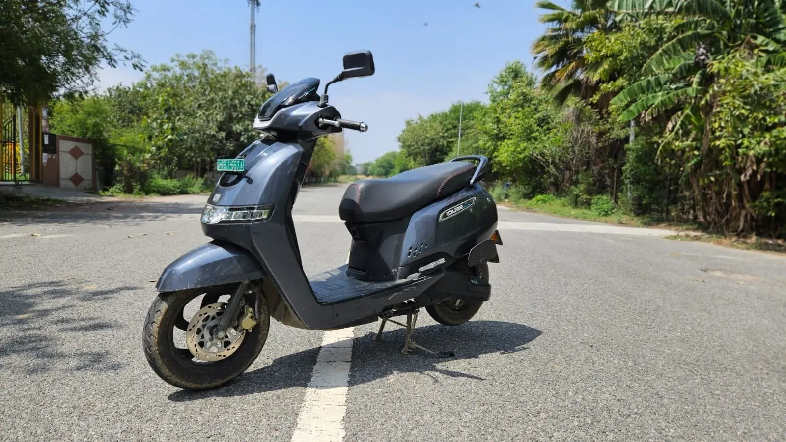 Tvs Iqube Jpeg Tvs Iqube Jumped To Finish Ola, Ather Market With Super Low Price And 100 Km Long Range.