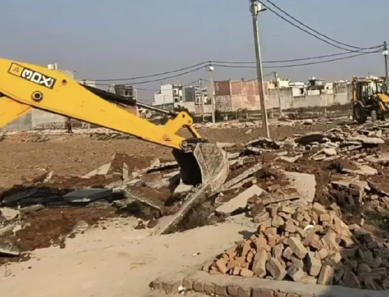 Gda Dismantles Illegal Colony In Modinagar, Urges Public To Avoid Purchasing Plots In Such Areas.