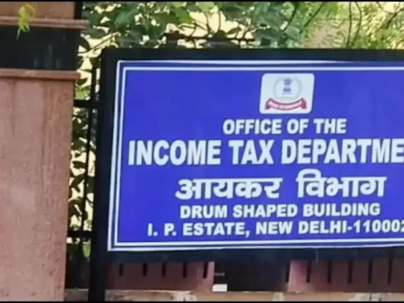 15 Lakhs Salary And Income Tax Filling. Old Regime Is Still Saving More Than New Tax Regime.