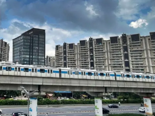 Old Gurugram Metro Construction Begins: Major Road Widening Plans For 332 Kilometers To Enhance Infrastructure And Connectivity Announced.