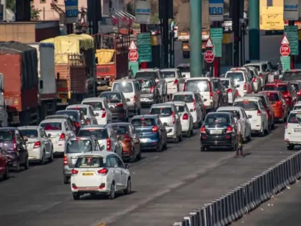 1 Million People From Delhi-Noida Will Be Free From Traffic Jams! The Work On This Road Project, Which Had Been Halted For A Long Time, Has Now Started Again.